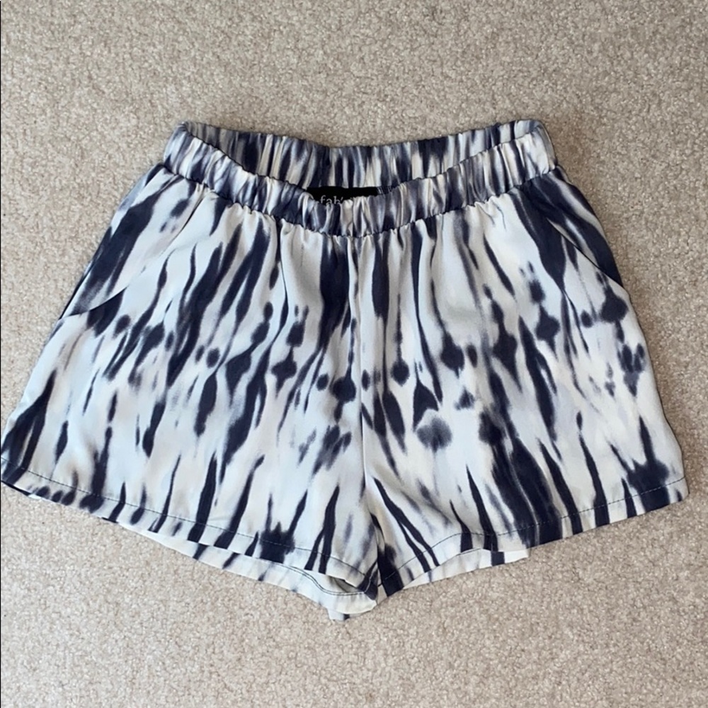 Fabric tie dye flowy shorts with pockets